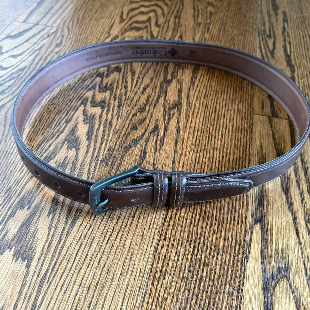 Columbia brown leather men’s belt 36